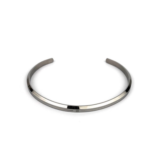Edelstahl Cuff – moderner und minimalistischer Cuff